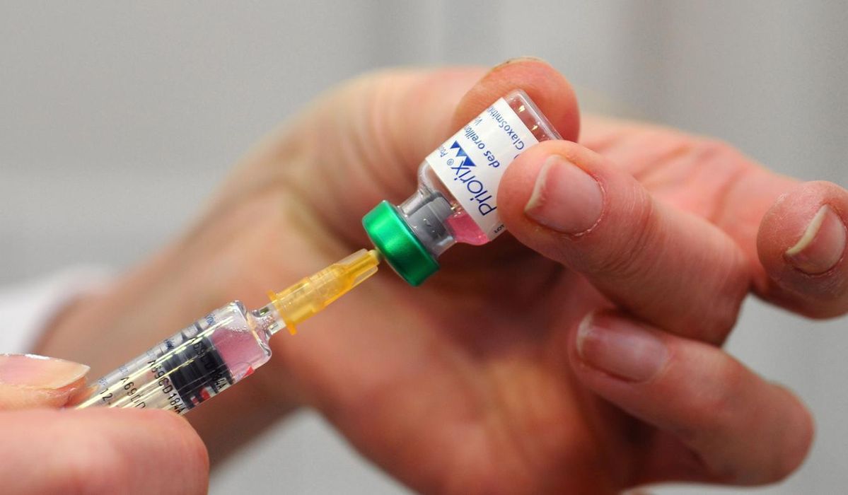 В МОЗ рассказали в каких городах продавали контрабандную вакцину Приорикс