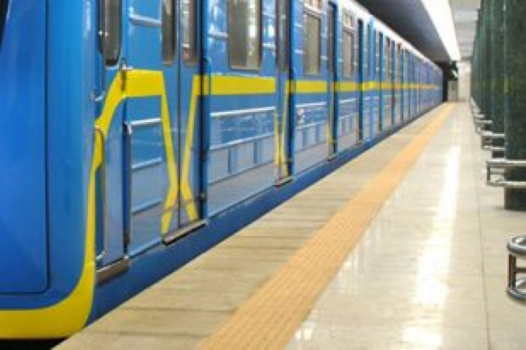 В киевском метро установят табло с обратным отсчетом