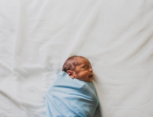 Под Киевом женщина с коронавирусом родила ребенка